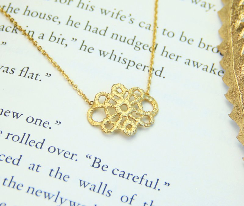 蕾丝宝石系列 / Ruby / 红宝石项链-横式 / 银饰 礼物 - 项链 - 其他金属 金色