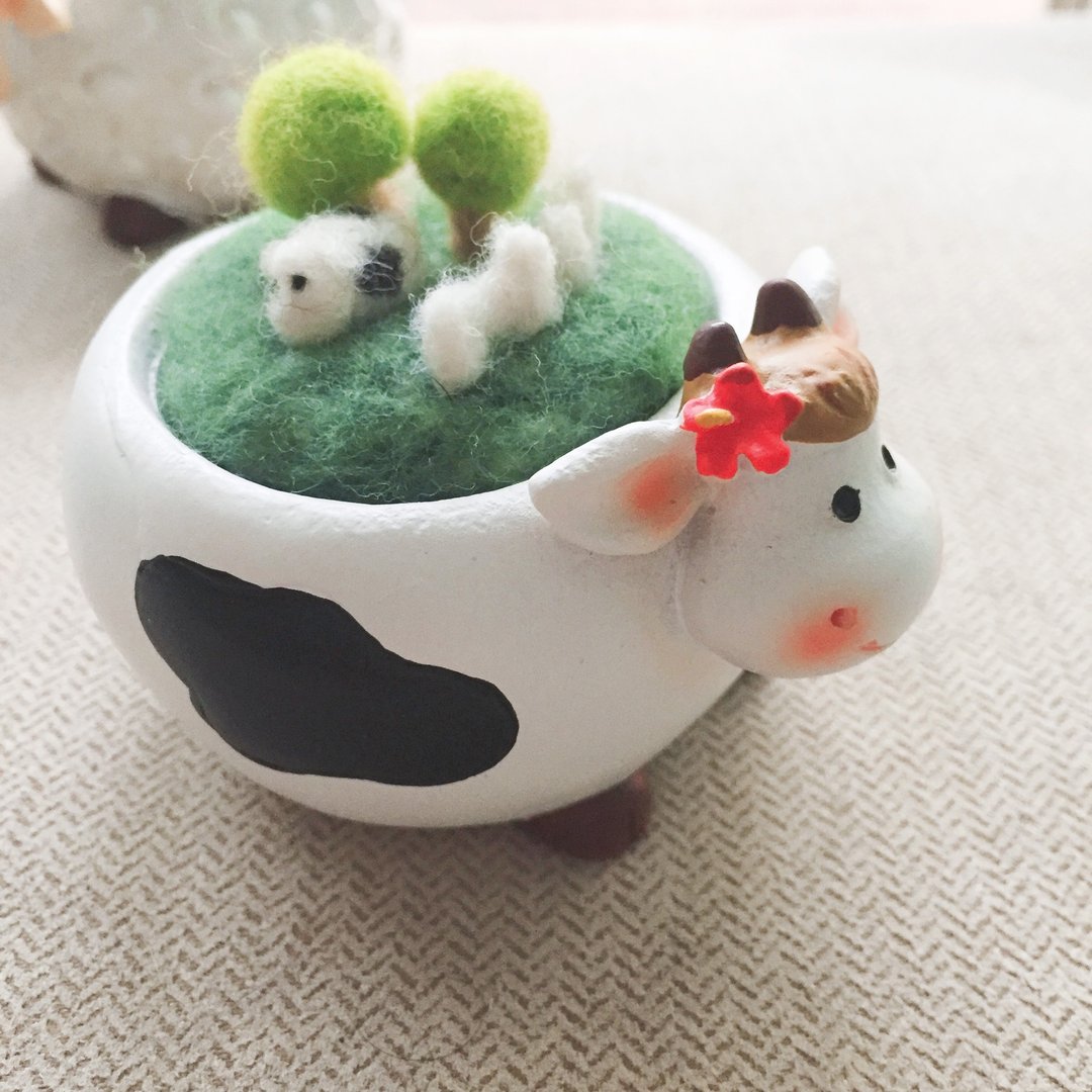 盆子世界_羊毛毡微景观摆饰 乳牛 - 摆饰 - 羊毛 绿色