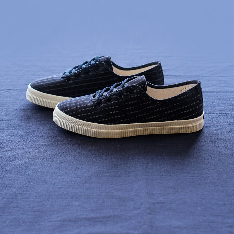 【脚踏车日】线的朝暮 鉄绀色 - 女款休闲鞋 - 棉．麻 蓝色