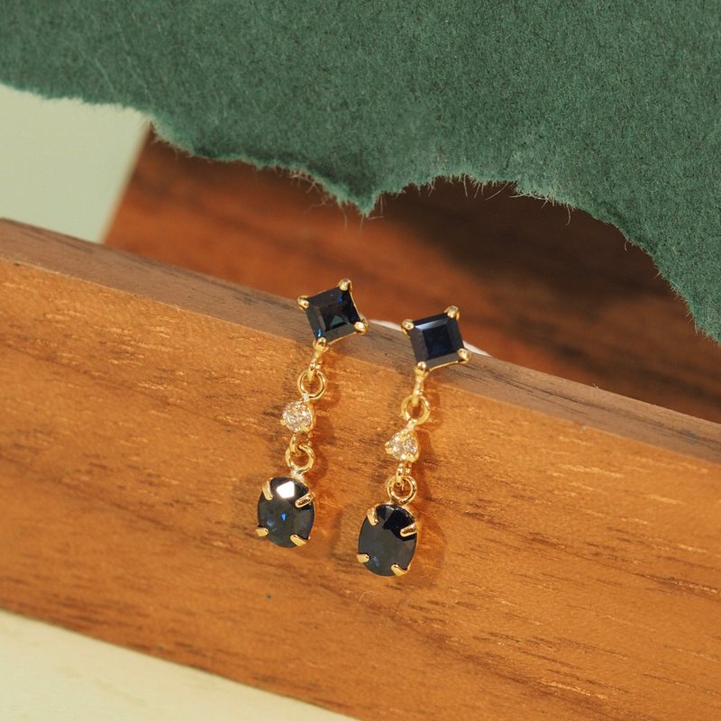 18K金蓝宝石方形和椭圆形连接耳环18K GoldBlue Sapphire Square - 耳环/耳夹 - 贵金属 