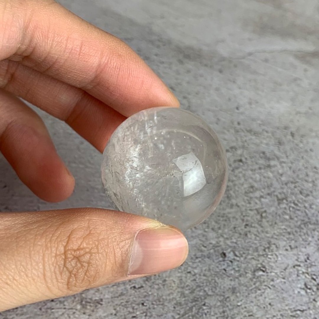 【微瑕特惠】水晶球 - 白水晶 办公室摆饰 一物一图 不伤心福利品 - 摆饰 - 宝石 透明