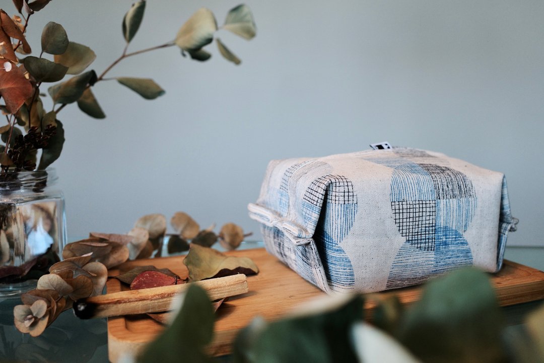 牛奶盒挺版面纸套 / 轻巧包卫生纸套 / 双层厚棉 / Tissue Box - 纸巾盒 - 棉 
