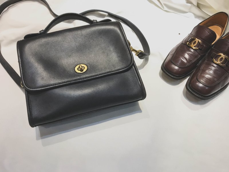 COACH VINTAGE 皮革小包 美国制 - 侧背包/斜挎包 - 真皮 黑色