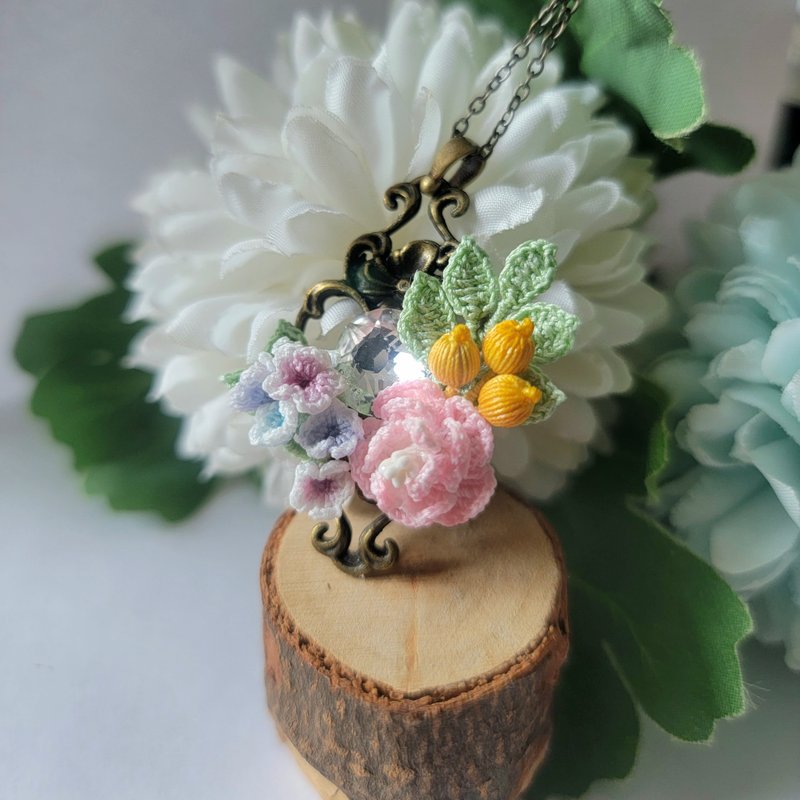 山茶花|彩色小花 颈链 人手钩织 - 项链 - 绣线 多色