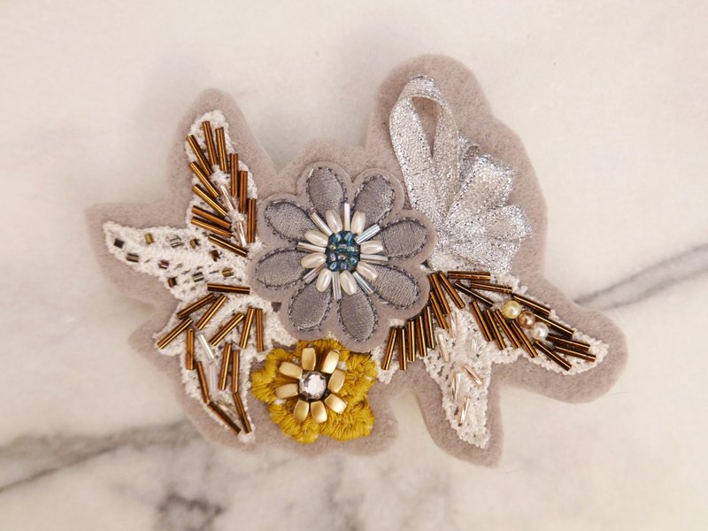 高级订制造型别针-【美好制所】 - 胸针 - 聚酯纤维 多色