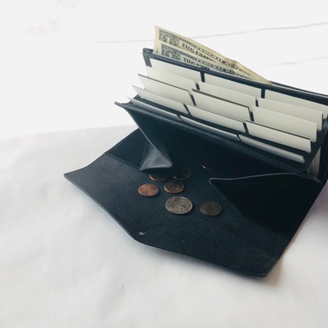 Leather wallet that makes it easy to find cards and coins Made in Italy Leather Long Pop Up Wallet - 皮夹/钱包 - 真皮 
