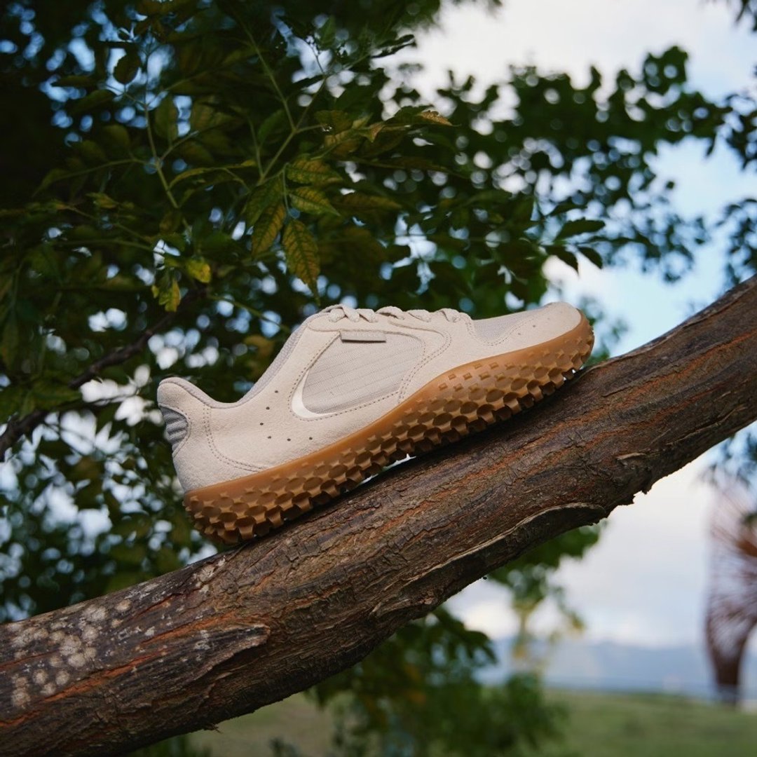 MERRELL Wrapt Sneaker日系麂皮休闲鞋 女鞋-米灰色 - 女款运动鞋/球鞋 - 其他材质 
