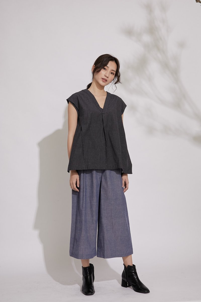 V领上衣_黑夜网格 _公平贸易 - 女装上衣 - 棉．麻 黑色