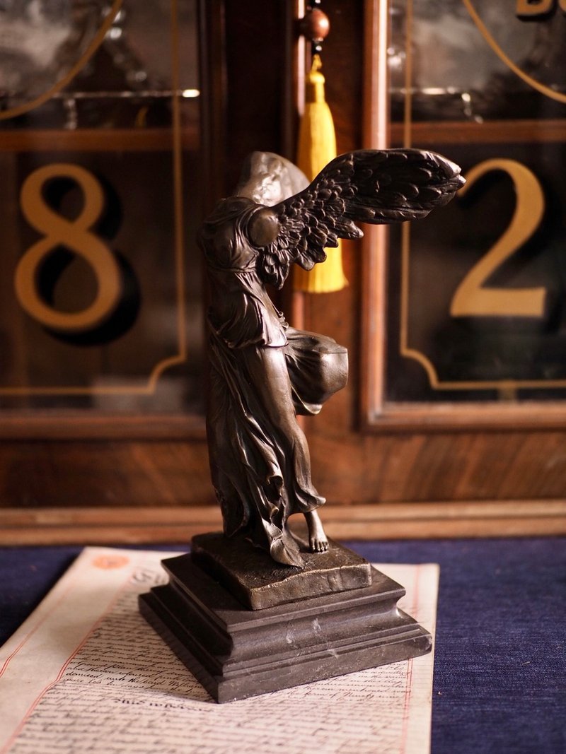 法国早期制作胜利女神青铜雕像 - 摆饰 - 其他金属 