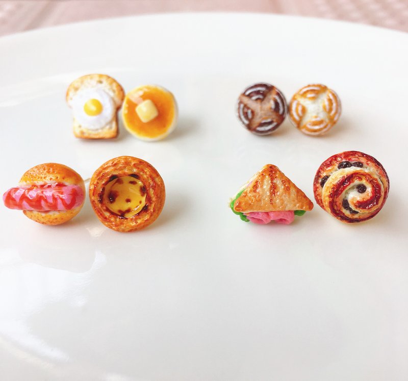 迷你仿真可爱西式早点925银耳钉Miniature Cupcakes Earrings - 耳环/耳夹 - 粘土 