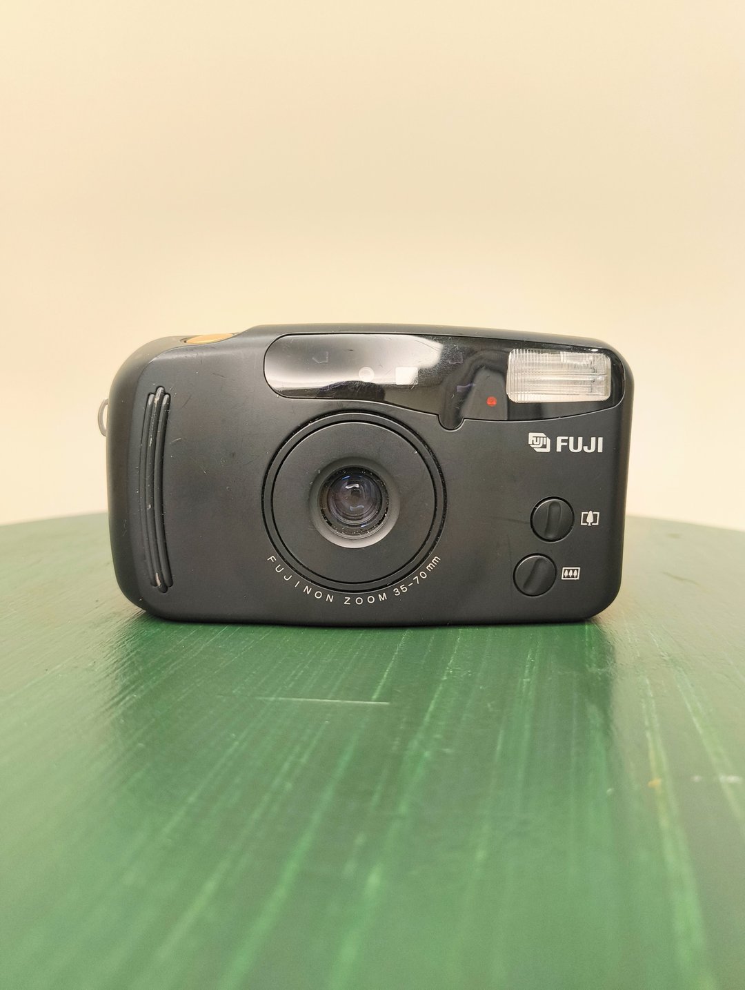 【135底片相机】六成新 FUJI DL-700 ZOOM 傻瓜相机 底片相机 - 相机 - 塑料 黑色
