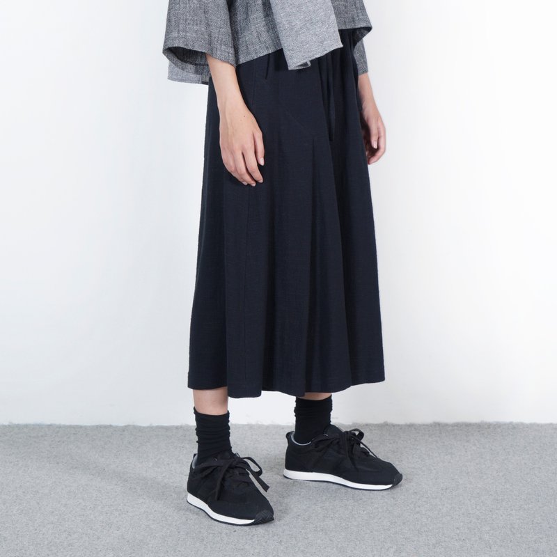 黑白切 AW 黑色压褶宽裤 - 女装长裤 - 棉．麻 黑色