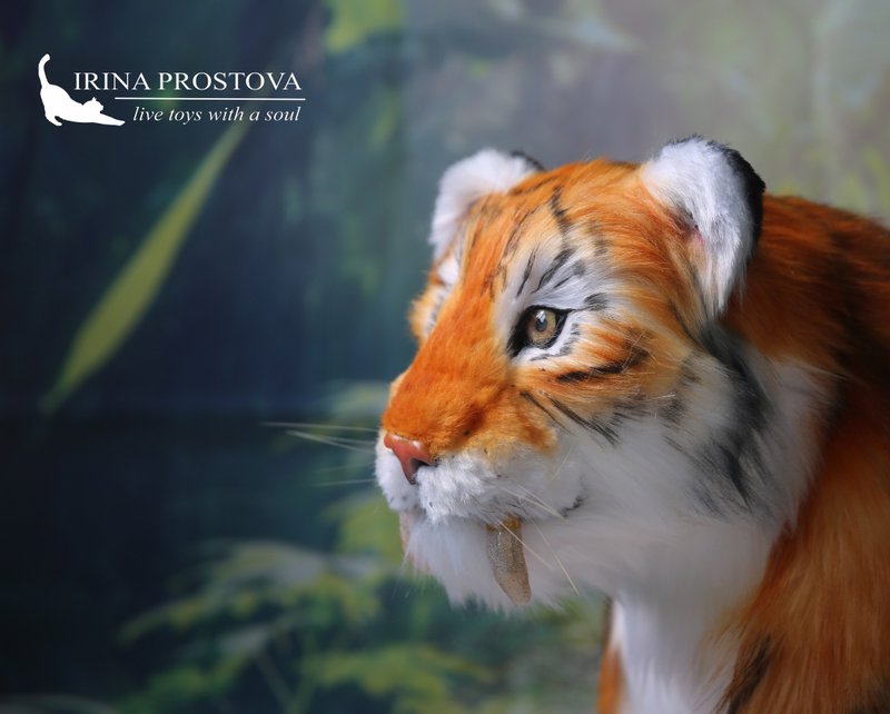 Saber tooth tiger, realistic toy - 玩偶/公仔 - 其他材质 橘色