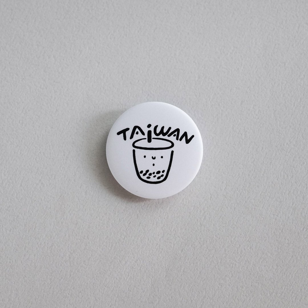 WHOSMiNG - PIN别针 TAIWAN BUBBLE TEA - 胸针 - 塑料 白色