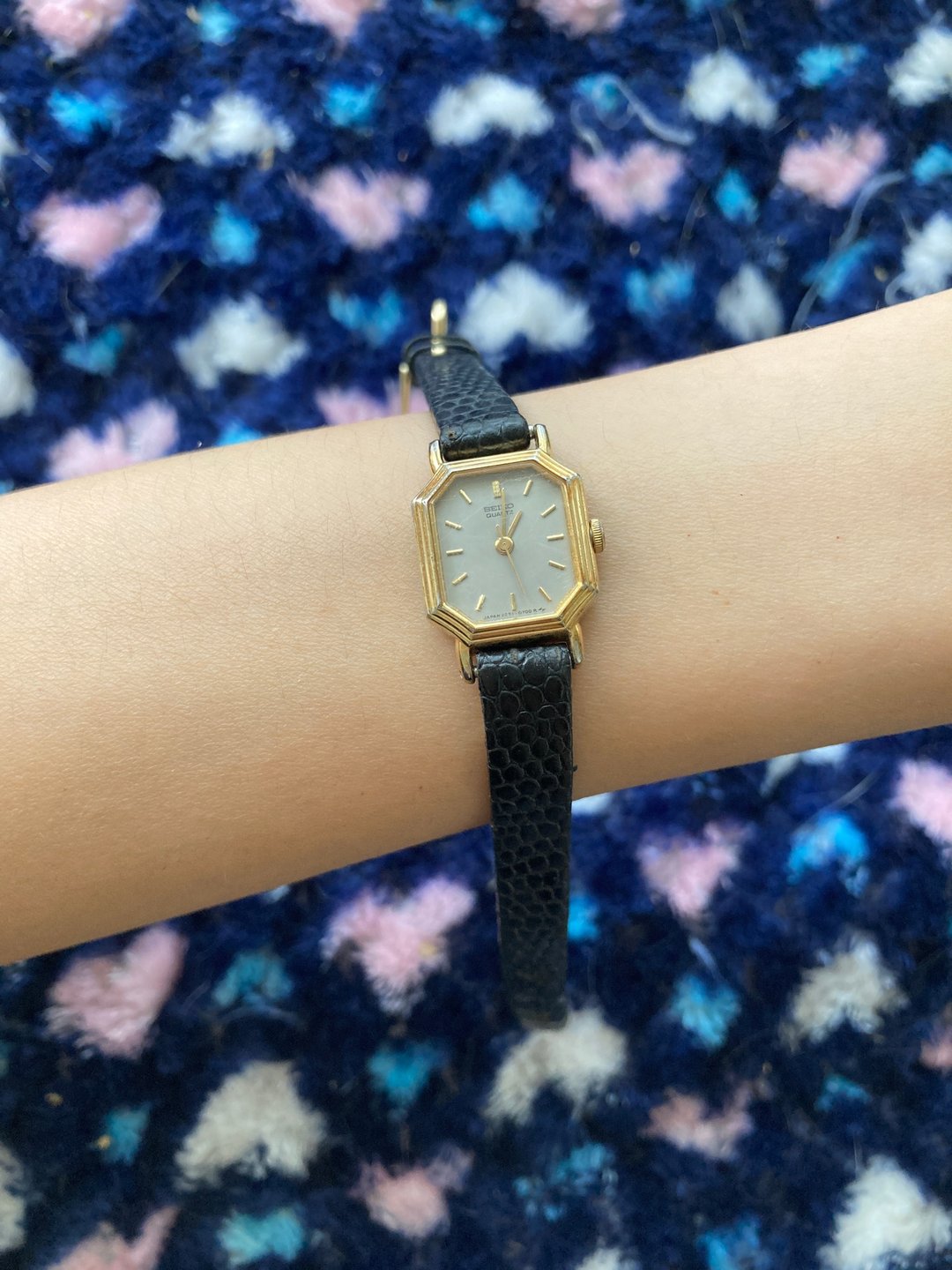SEIKO 少见灰色表盘 千层八角形设计表壳  古董表 vintage - 女表 - 其他金属 金色