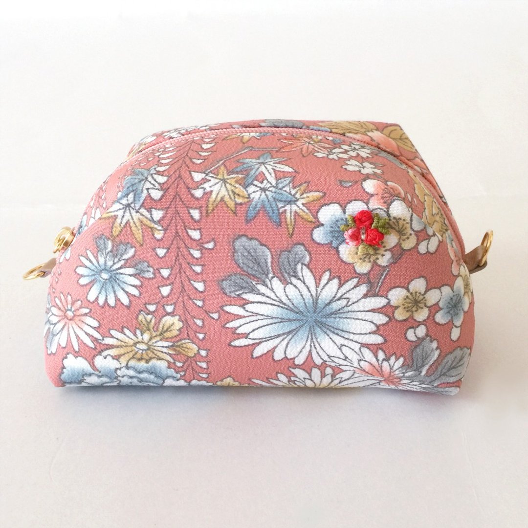 Pouch with Japanese Traditional Pattern, Kimono (Medium) - 化妆包/杂物包 - 其他材质 粉红色