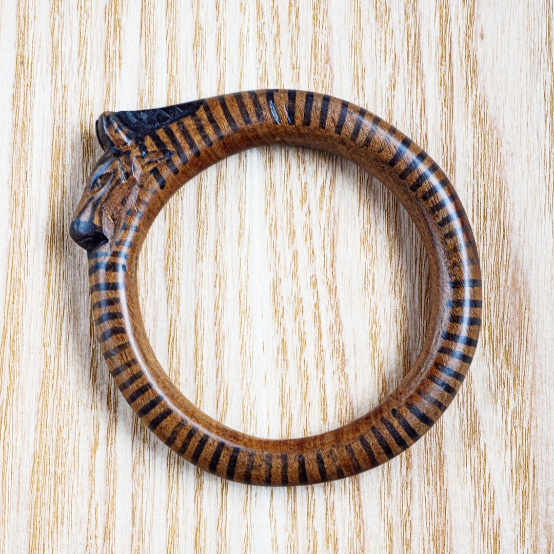 Animal scarf hanger / zebra - 衣架/挂勾 - 木头 