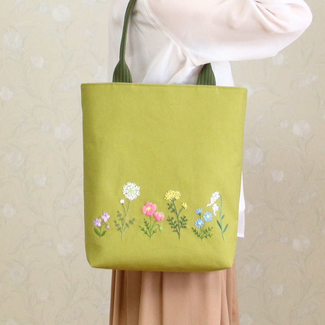 Spring flower lover embroidery tote bag canvas leaf green - 手提包/手提袋 - 棉．麻 