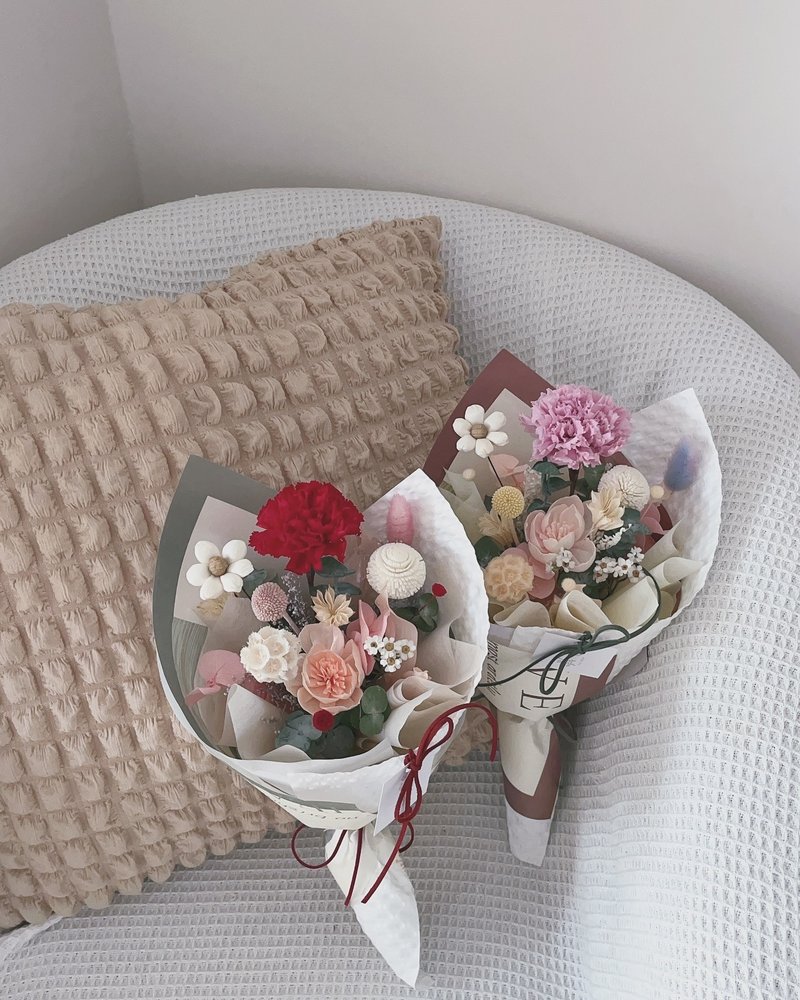 春日呢喃康康永生花束 母亲节花束 - 干燥花/捧花 - 植物．花 多色