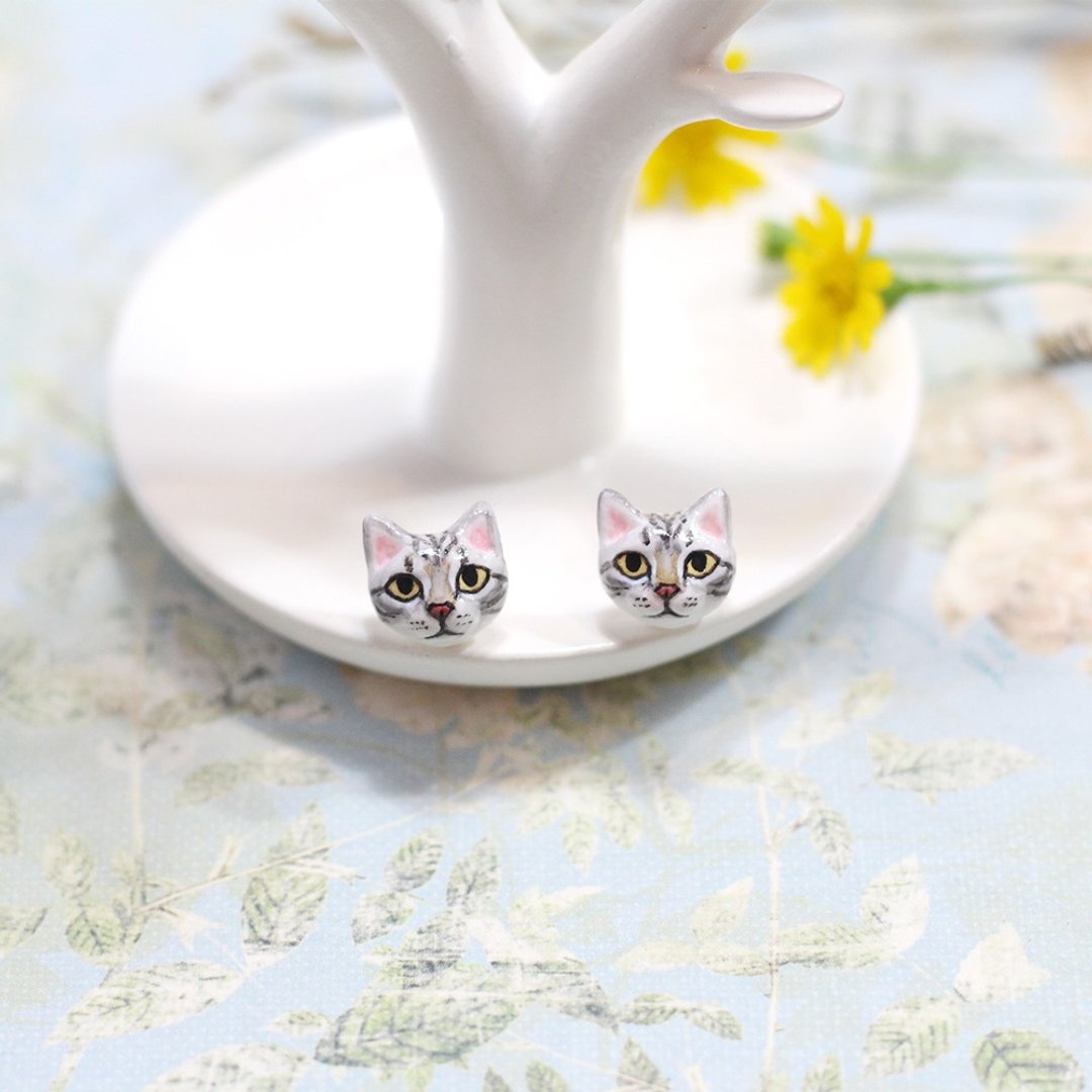 American Shorthair cat Earrings, Cat Stud Earrings, cat lover gifts - 耳环/耳夹 - 粘土 灰色