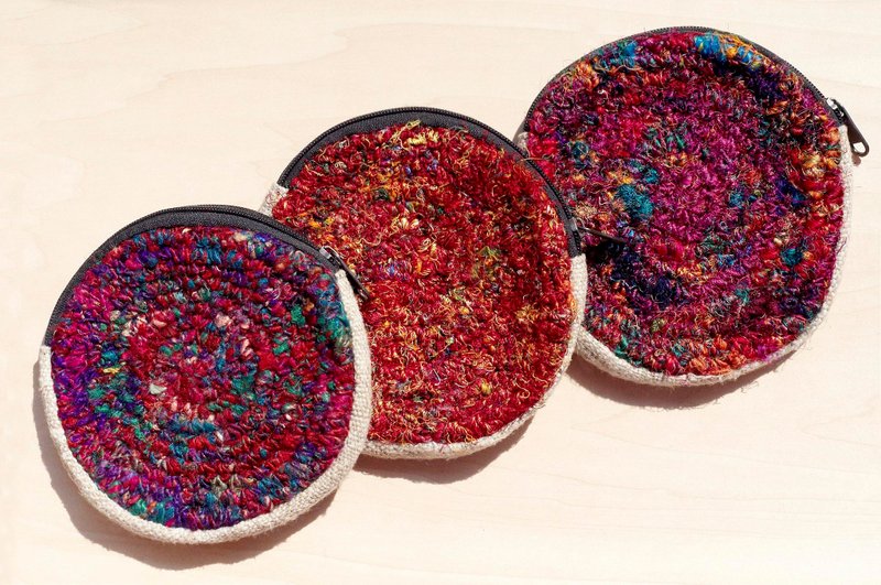 手工钩针编织圆形零钱包/收纳包/化妆包/杂物包-钩织手捻纱丽线 - 化妆包/杂物包 - 其他材质 多色