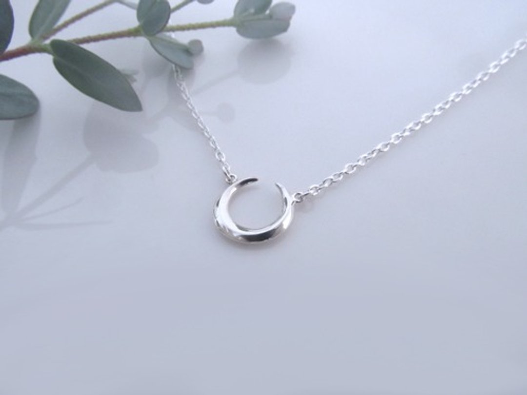 Crescent necklace - 项链 - 纯银 