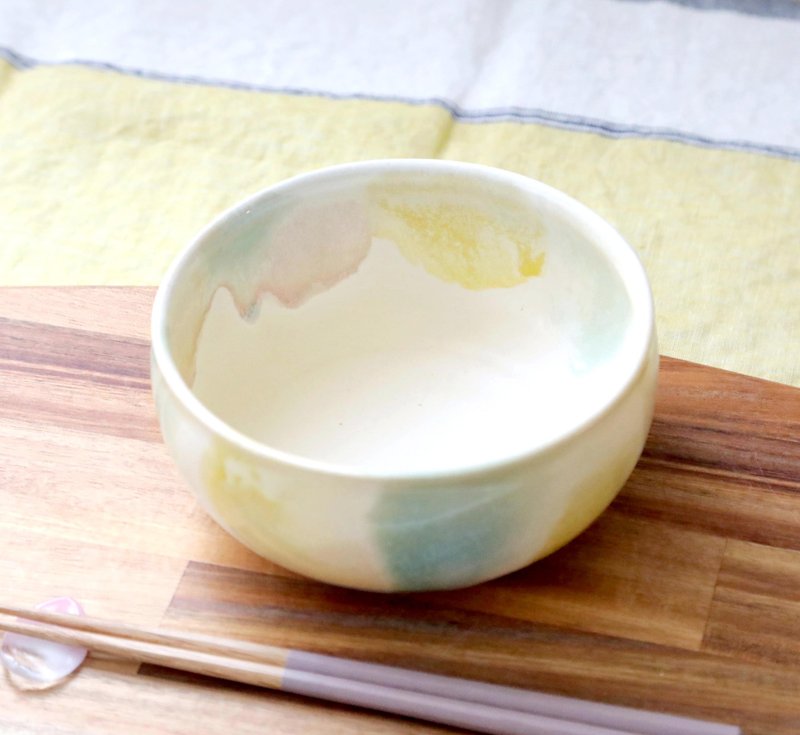 乳白哑釉春三彩圆碗 1 - 碗 - 陶 黄色