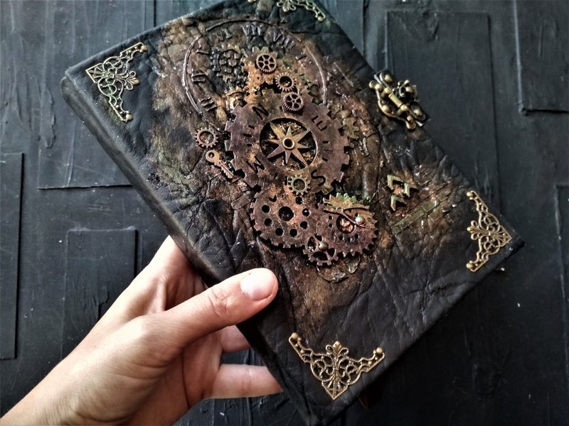 Steampunk journal handmade for sale Gothic notebook mechanical book blank - 笔记本/手帐 - 纸 黑色