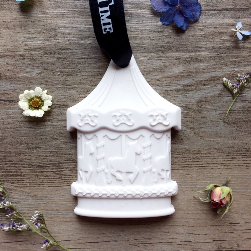 旋转木马香氛挂饰/摆设/房间/衣柜香气/香氛/樱花/玫瑰 - 香薰/精油/线香 - 其他材质 白色