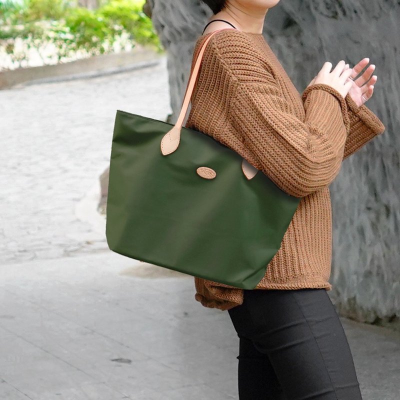 简约轻盈大水饺包购物包83100(绿色) - 侧背包/斜挎包 - 尼龙 绿色