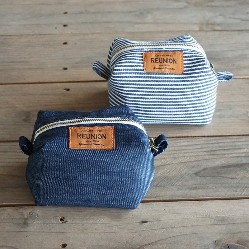 REUNION DENIM COOLER CARAMEL POUCH COSMETIC CANDY SNACKS WALKING MASK BABY - 化妆包/杂物包 - 棉．麻 蓝色