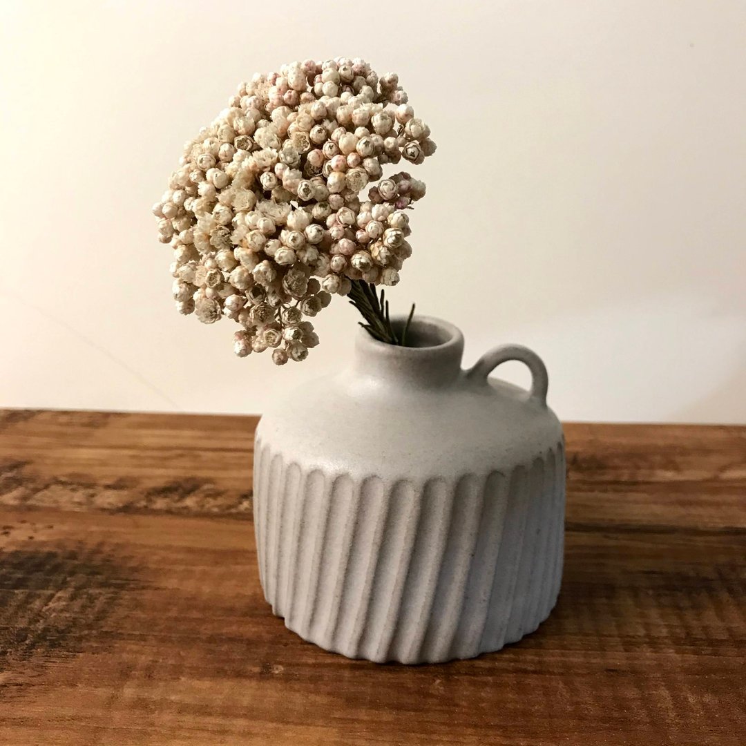 【 小丸花器 】小花   斜缟纹  鲜花 干燥花 花器 - 花瓶/陶器 - 陶 白色