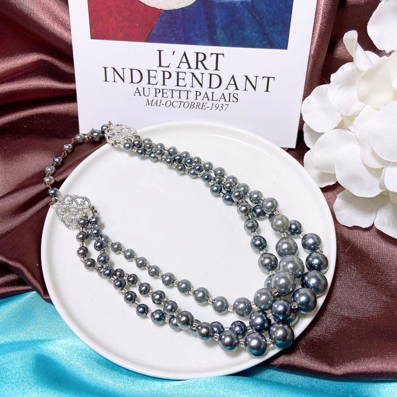 【西洋古董饰品】美三层黑灰珍珠风格蝴蝶 渐变摩登精美 勾项链 - 项链 - 其他材质 灰色