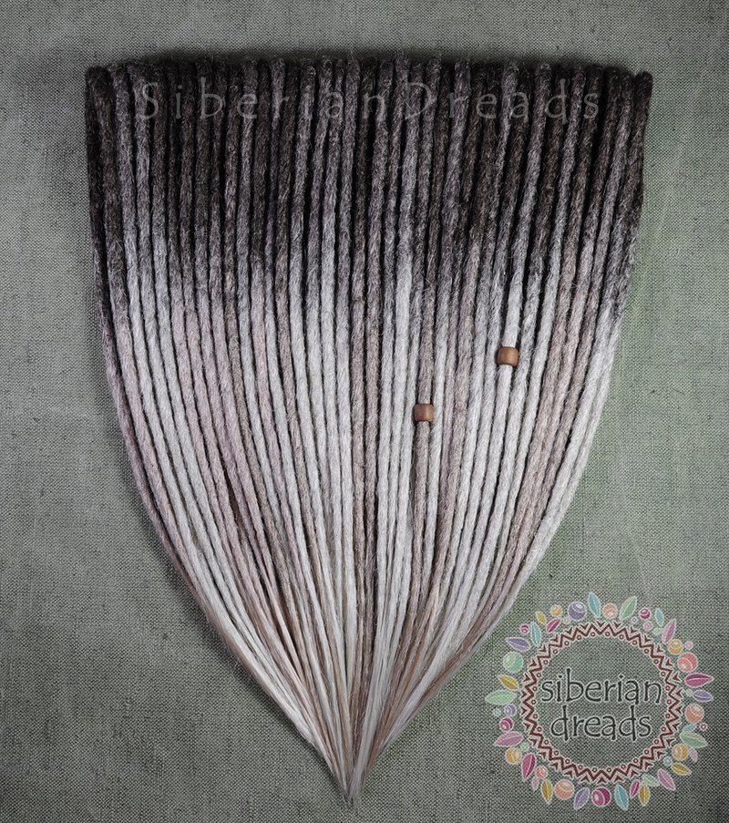 钩针编织渐层发束 / 波希米亚风发束 / 棕金发束 - 发饰 - 其他材质 蓝色