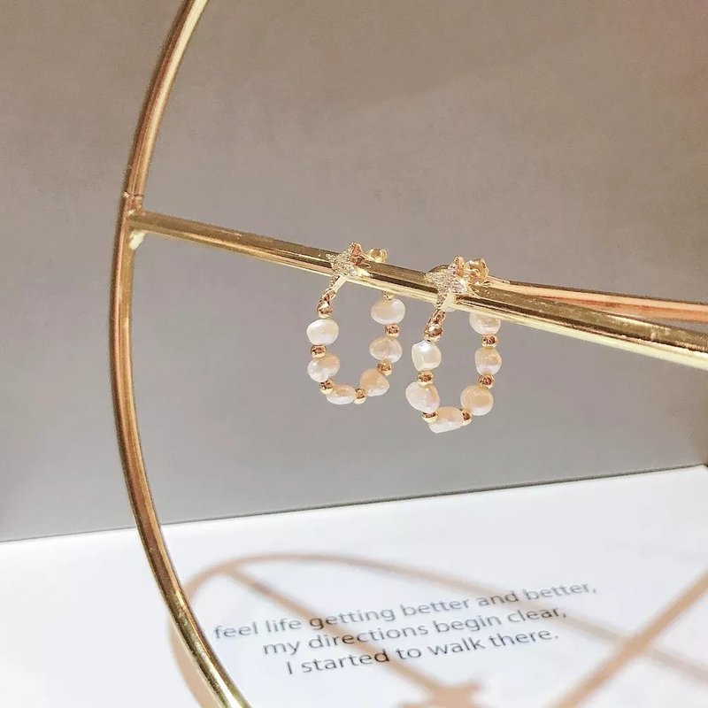 1KM 星芒璀璨•简约珍珠C圈耳环 - 耳环/耳夹 - 珍珠 