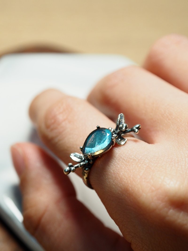 925银拉长石植物风戒指 - 戒指 - 宝石 银色