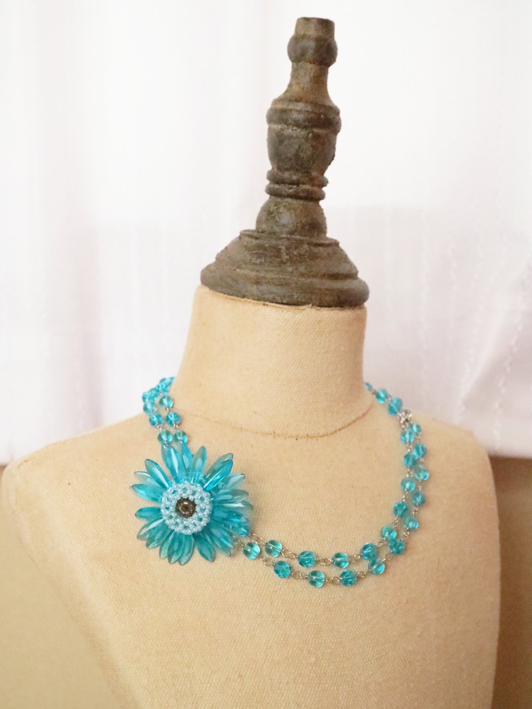 Demi Parure Blue Hawaii Short Long 2way Elegant Costume Jewelry Set with Gerbera Brooch and Czech Beads Double Necklace - 项链 - 玻璃 蓝色
