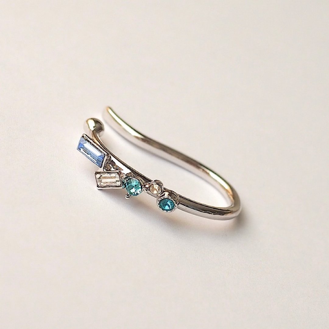 Refreshing aquamarine-colored ear cuff ( for one ear ) - 耳环/耳夹 - 其他金属 蓝色