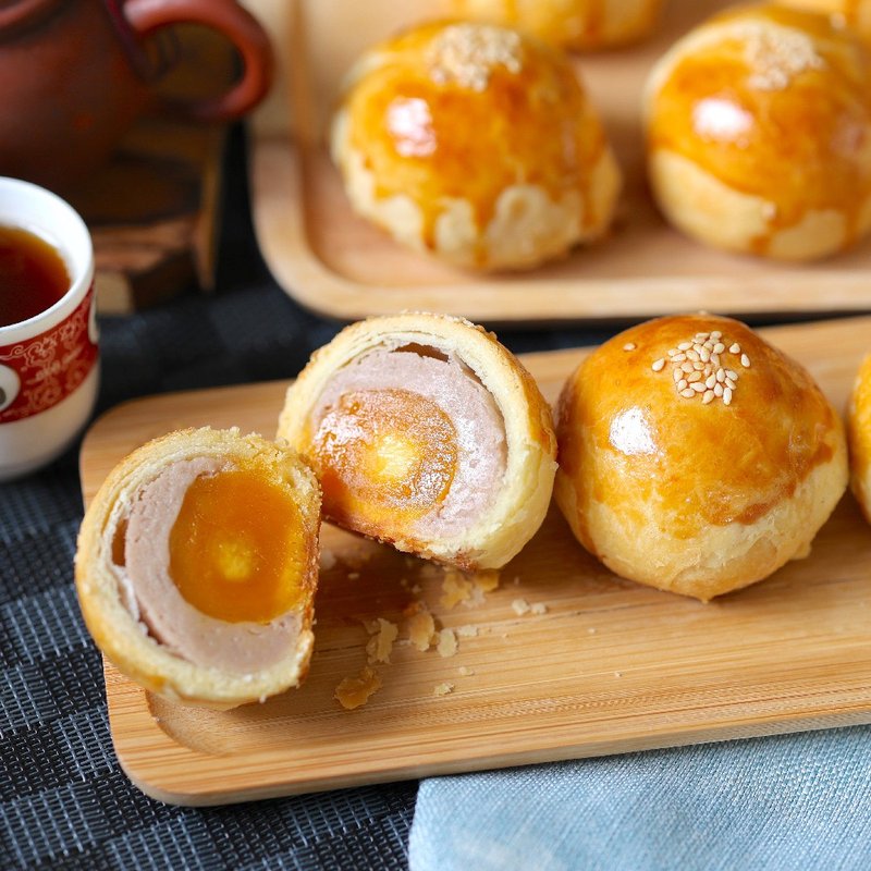 【美食村】招牌大甲芋头蛋黄酥6入礼盒(任选1/2/4/12盒) - 蛋糕/甜点 - 其他材质 