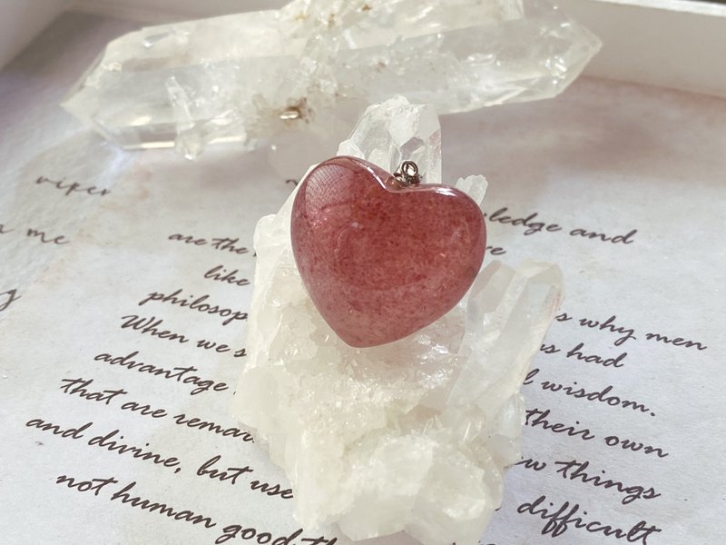 ʚ(圆的兔几)ɞ   水晶项链 ๑爱心草莓晶 - 项链 - 其他材质 红色