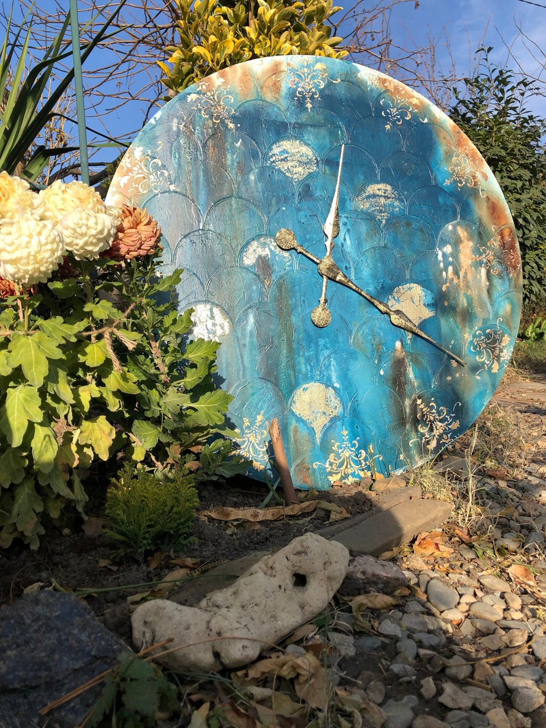 Abstract oversized navy vintage wall clock fish scale effect 32inches, 82cm - 时钟/闹钟 - 木头 蓝色