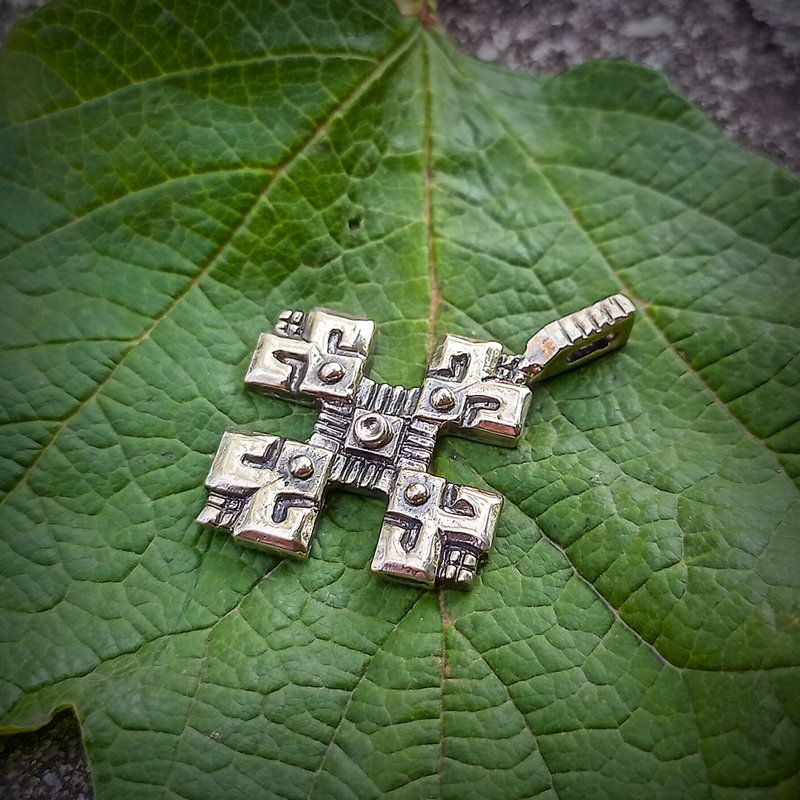 来自乌克兰的新银合金项链坠饰，手工乌克兰饰品项链 - 项链 - 其他金属 银色