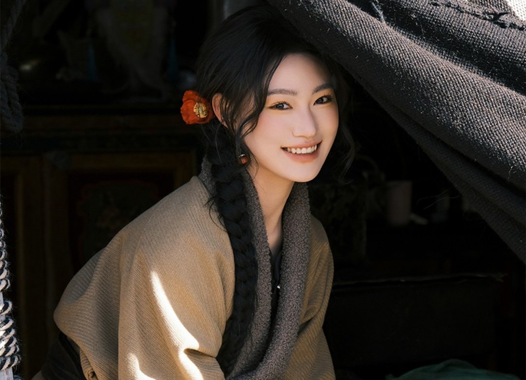 【落日余晖】 新中式復古藏装 保暖外套 - 女装上衣 - 其他材质 卡其色