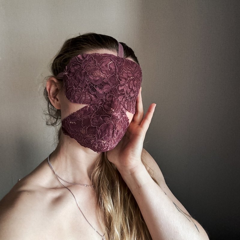 脸部与眼部性感面具 - 情趣眼罩 - 诱惑眼罩 - 眼罩 - 压克力 紫色