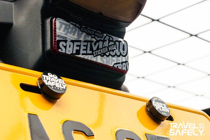 TRAVEL SAFELY出入平安 - NO.135 机车反光片3M反光贴纸 - 贴纸 - 纸 