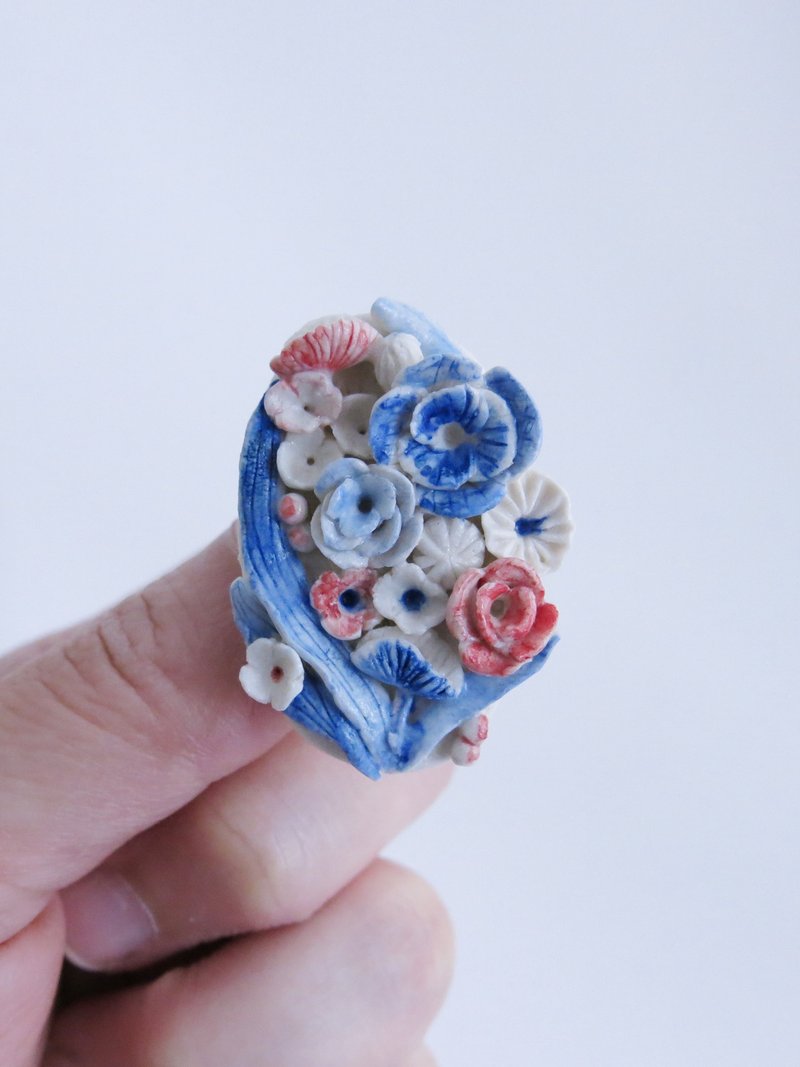 Petit Jardin系列之三白瓷胸针 - 胸针 - 瓷 红色