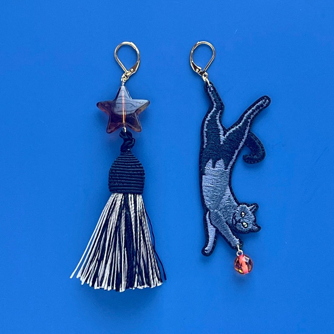 与星共舞猫咪・碳纤维耳饰 - 耳环/耳夹 - 绣线 黑色