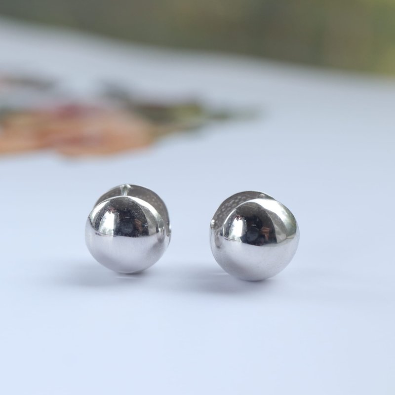 14K 金圆球耳扣耳环 - 耳环/耳夹 - 贵金属 金色