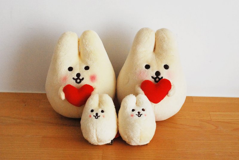 Mori Shu麻糬兔绒毛小抱枕(单只) - 玩偶/公仔 - 纸 多色