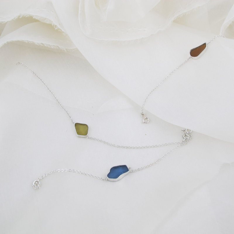 【定制化礼物】海玻璃原碎纯银手链 - 手链/手环 - 纯银 